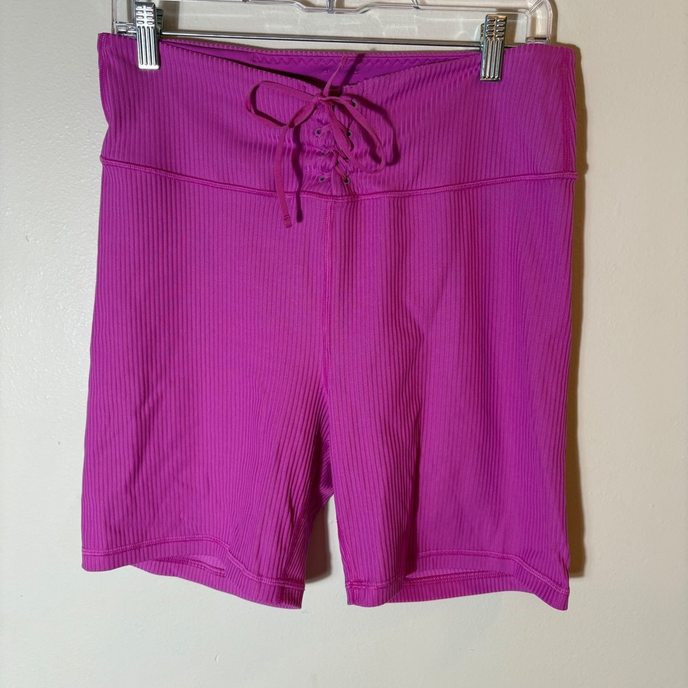 Victorias Secret Essential High-Rise‎ Lace-Up Biker Shorts Size Large